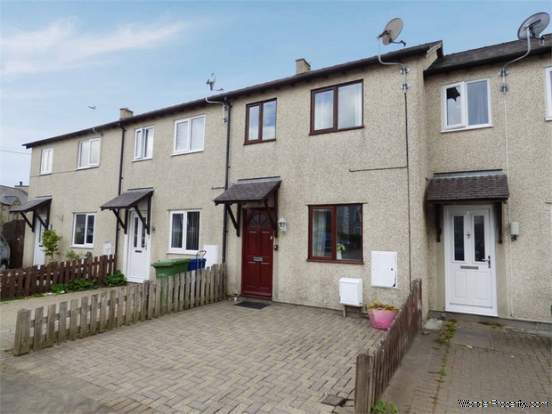 2 bedroom Terraced for sale in Caernarfon