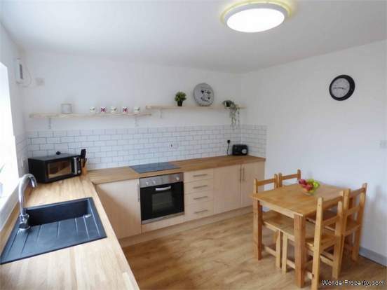 Additional Property Image 2 bedroom Terraced for sale in Caernarfon 5