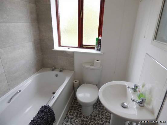 Additional Property Image 2 bedroom Terraced for sale in Caernarfon 10
