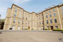 2 bedroom Flat for sale in London