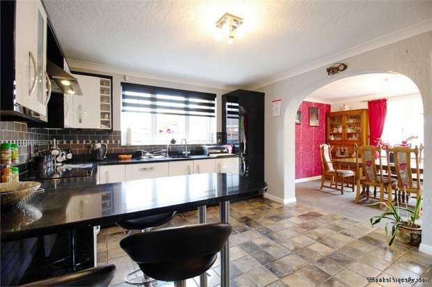 Additional Property Image 4 bedroom Detached for sale in Lincoln 6