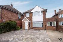 4 bedroom Detached for sale in Hounslow