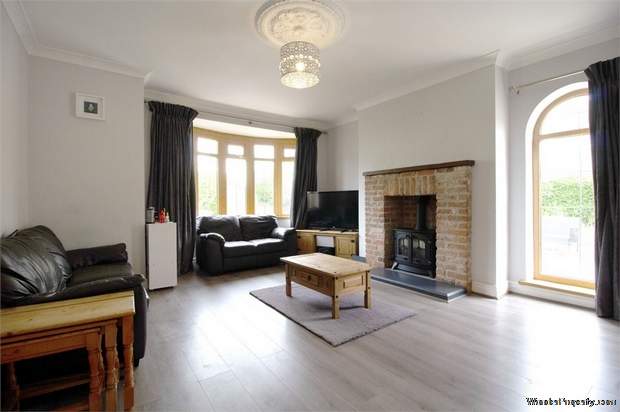 Additional Property Image 3 bedroom Detached Bungalow for sale in Pontefract 2