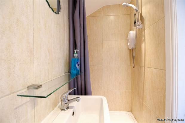 Additional Property Image 3 bedroom Detached Bungalow for sale in Pontefract 7