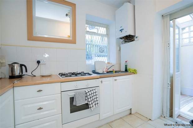 Additional Property Image 1 bedroom Flat for sale in London 3