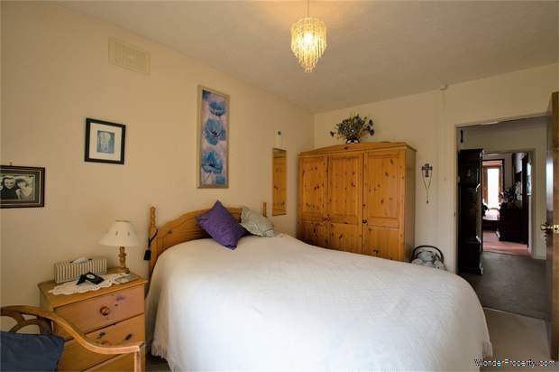 Additional Property Image 4 bedroom Detached for sale in Bristol 10