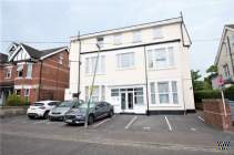 2 bedroom Flat for sale in Bournemouth