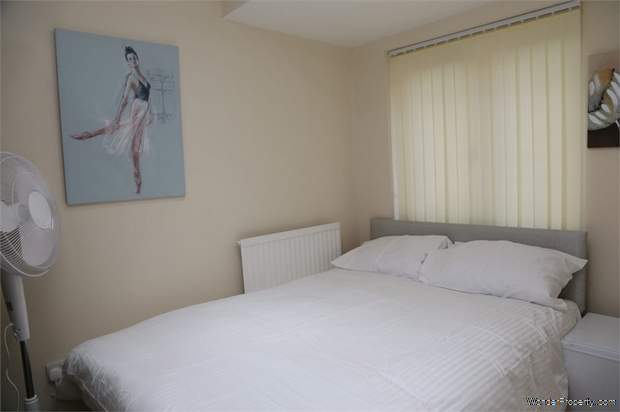Additional Property Image 3 bedroom End of Terrace for sale in London 10