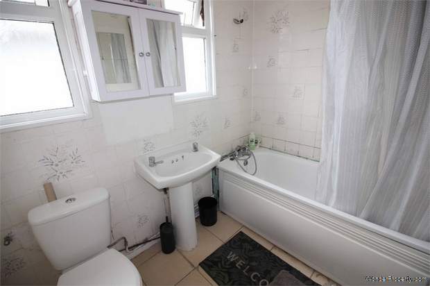 Additional Property Image 4 bedroom Semi Detached for sale in Brighton 8