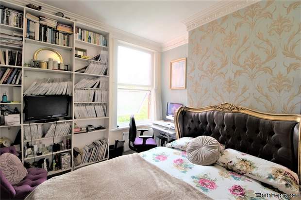 Additional Property Image 2 bedroom Flat for sale in London 3