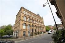 1 bedroom Flat for sale in Batley