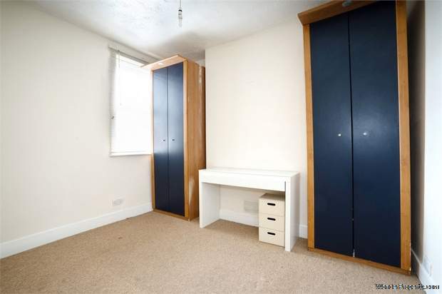 Additional Property Image 2 bedroom Flat for sale in Harrow 5