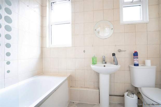 Additional Property Image 2 bedroom Flat for sale in Harrow 7
