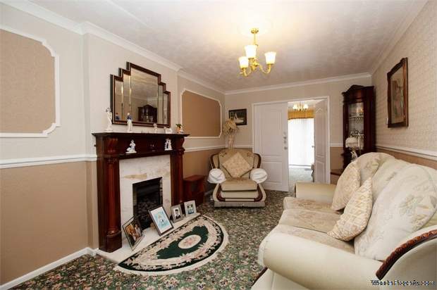 Additional Property Image 3 bedroom Semi Detached Bungalow for sale in Widnes 6
