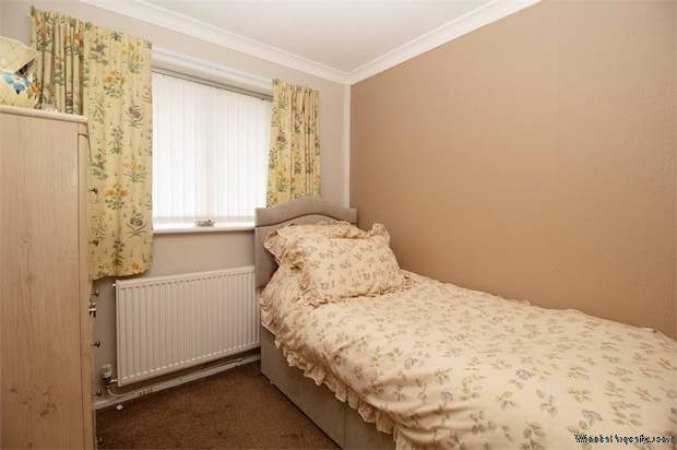 Additional Property Image 3 bedroom Semi Detached Bungalow for sale in Widnes 10