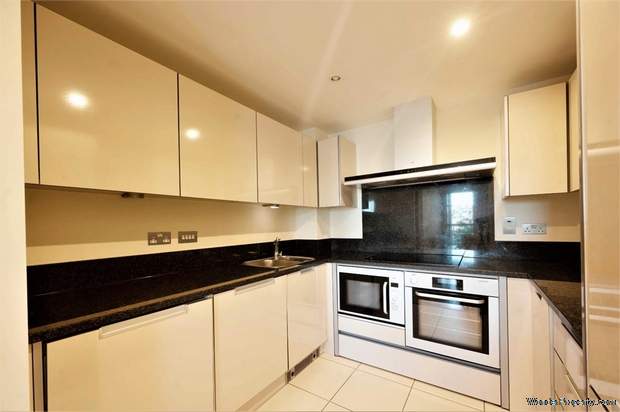Additional Property Image 2 bedroom Flat for sale in London 6