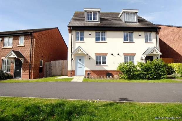 3 bedroom Semi Detached for sale in Preston