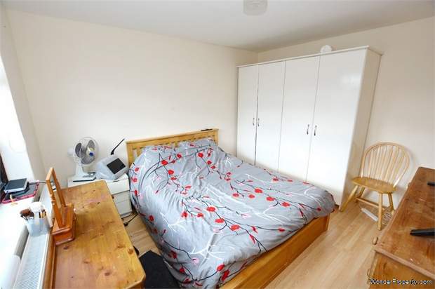Additional Property Image 3 bedroom End of Terrace for sale in London 8