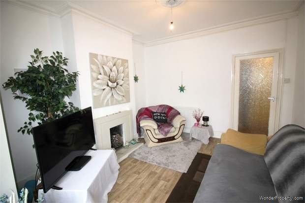 Additional Property Image 1 bedroom Flat for sale in Brighton 3
