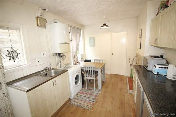 Additional Property Image 1 bedroom Flat for sale in Brighton 4