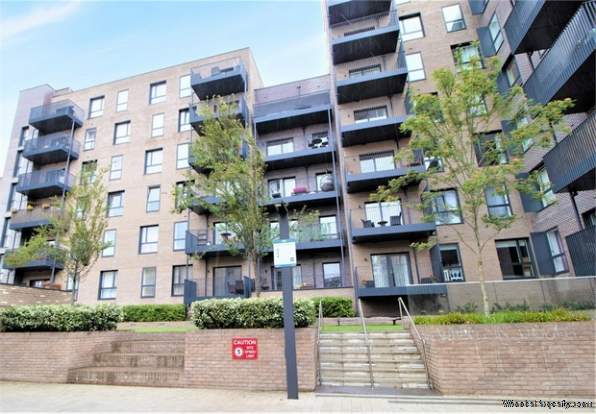 2 bedroom Flat for sale in London