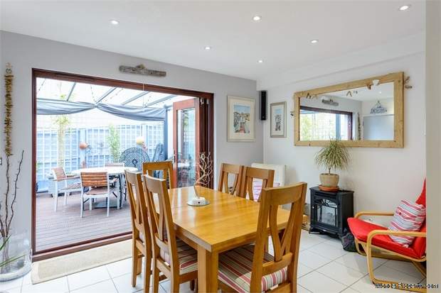 Additional Property Image 4 bedroom End of Terrace for sale in Bembridge 5