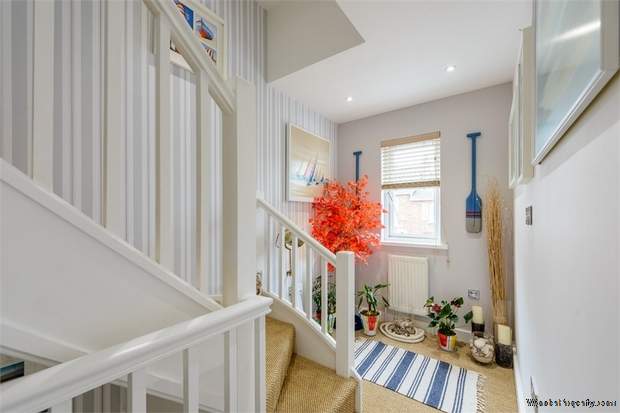 Additional Property Image 4 bedroom End of Terrace for sale in Bembridge 8