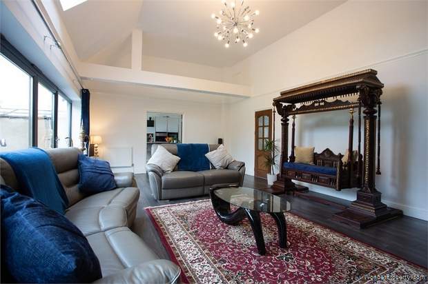 Additional Property Image 5 bedroom Detached for sale in Bristol 4