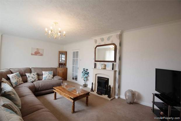 Additional Property Image 3 bedroom Detached Bungalow for sale in Mablethorpe 2