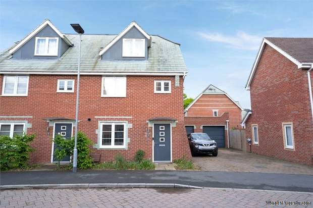 4 bedroom Semi Detached for sale in High Wycombe