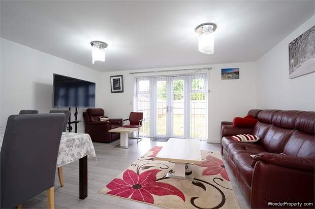 Additional Property Image 4 bedroom Semi Detached for sale in High Wycombe 2