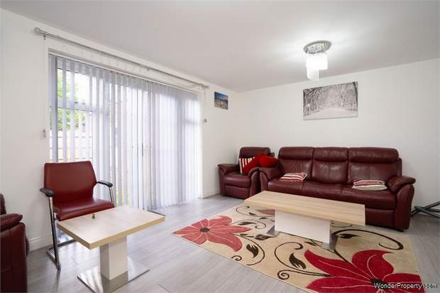 Additional Property Image 4 bedroom Semi Detached for sale in High Wycombe 3