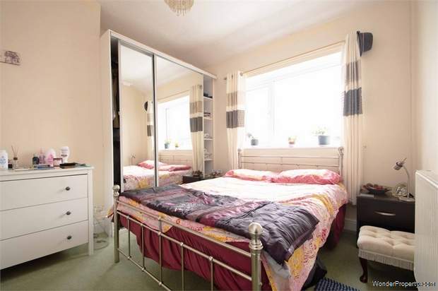 Additional Property Image 2 bedroom End of Terrace for sale in Bradford 8