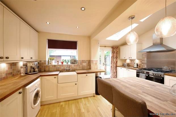 Additional Property Image 5 bedroom End of Terrace for sale in Nottingham 6
