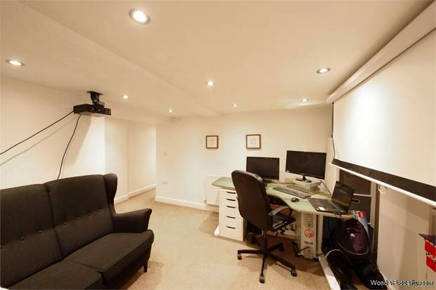 Additional Property Image 5 bedroom End of Terrace for sale in Nottingham 10