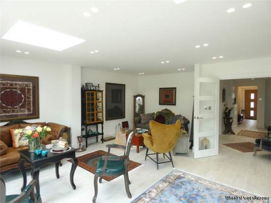 Additional Property Image 4 bedroom Detached for sale in Windsor 4