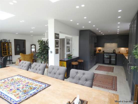 Additional Property Image 4 bedroom Detached for sale in Windsor 6