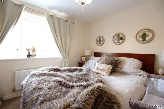 Additional Property Image 2 bedroom Semi Detached for sale in Tilbury 8