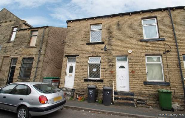 2 bedroom End of Terrace for sale in Dewsbury
