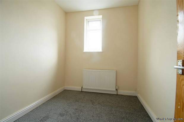 Additional Property Image 2 bedroom End of Terrace for sale in Dewsbury 7