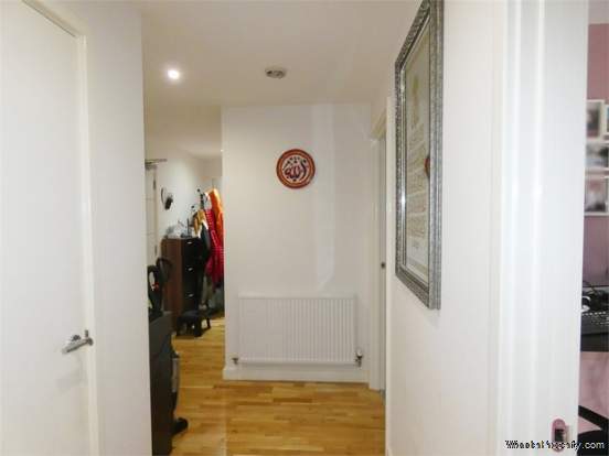 Additional Property Image 2 bedroom Flat for sale in West Drayton 10