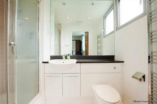 Additional Property Image 2 bedroom Flat for sale in Romford 6