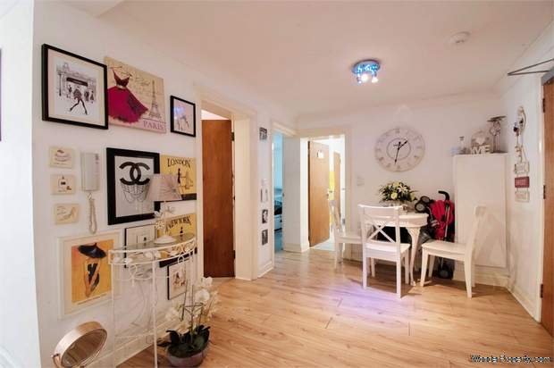 Additional Property Image 3 bedroom Flat for sale in Caterham 6