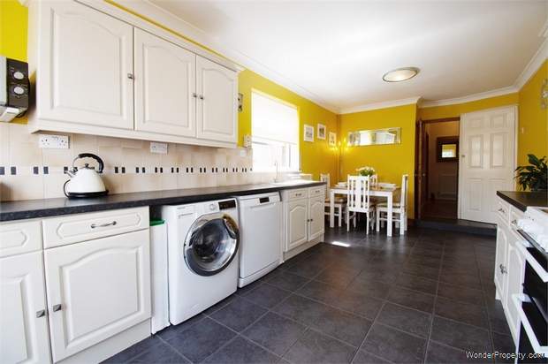 Additional Property Image 3 bedroom Terraced for sale in Sheerness 6