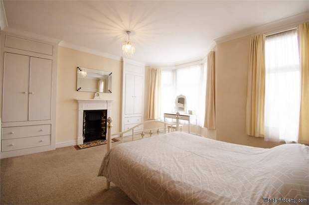 Additional Property Image 3 bedroom Terraced for sale in Sheerness 7