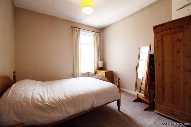 Additional Property Image 3 bedroom Terraced for sale in Sheerness 9