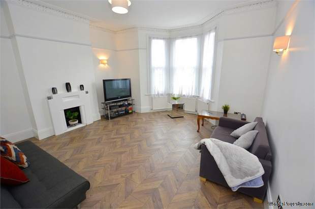 Additional Property Image 5 bedroom Semi Detached for sale in London 2