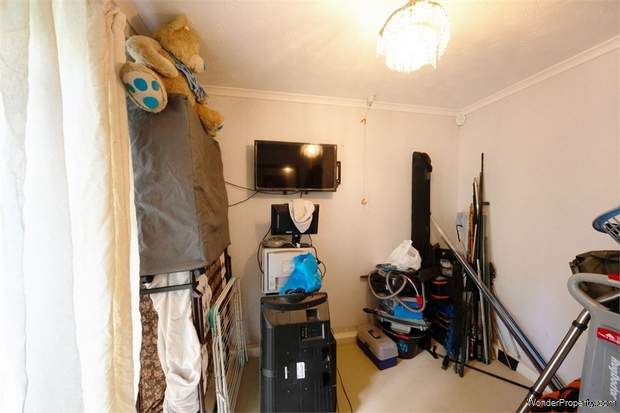 Additional Property Image 2 bedroom Flat for sale in Birmingham 6