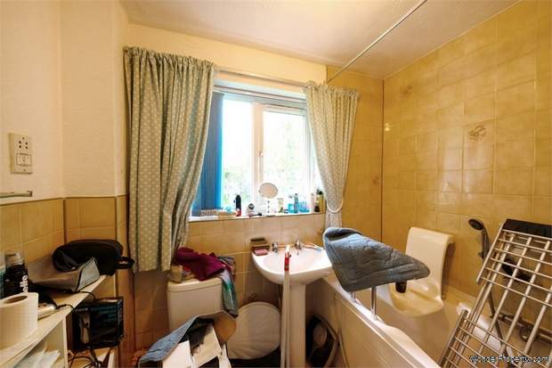 Additional Property Image 2 bedroom Flat for sale in Birmingham 7