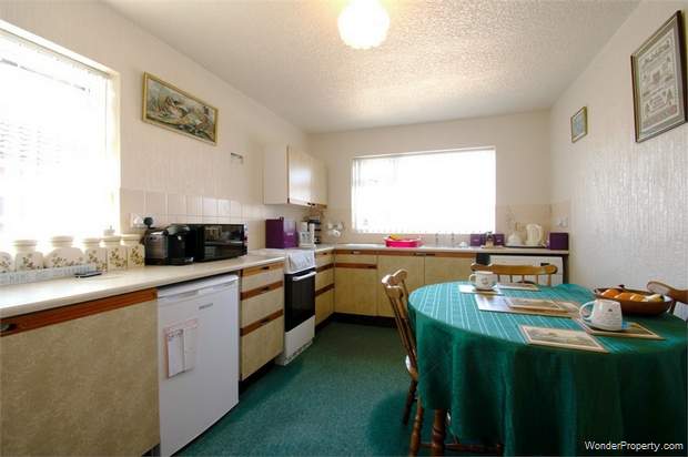 Additional Property Image 3 bedroom Detached Bungalow for sale in Driffield 4